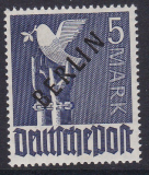 Berlin Mi.-Nr. 20 **